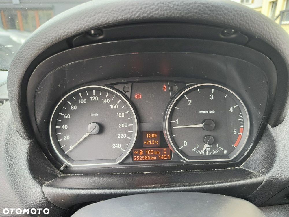 BMW Seria 1 118d Sport Line - 15