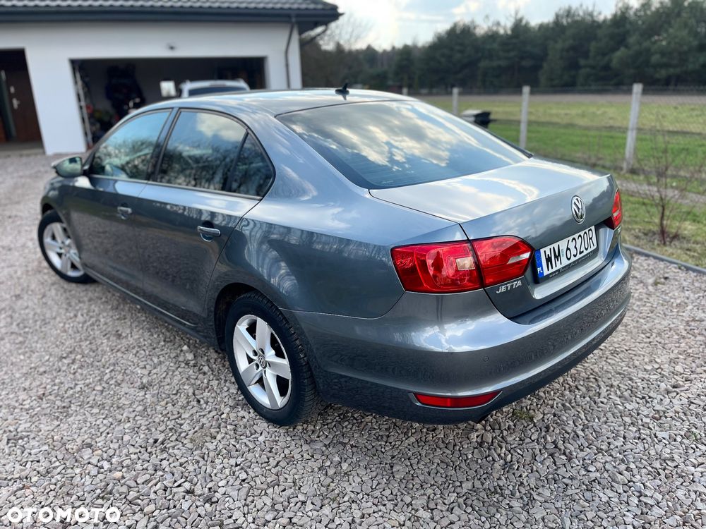 Volkswagen Jetta 1.6 TDI Highline Optimum DSG - 7