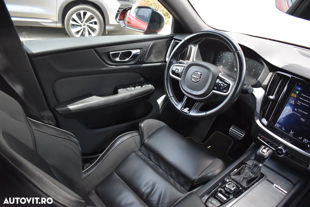 Volvo S60 T5 AWD R-Design - 18