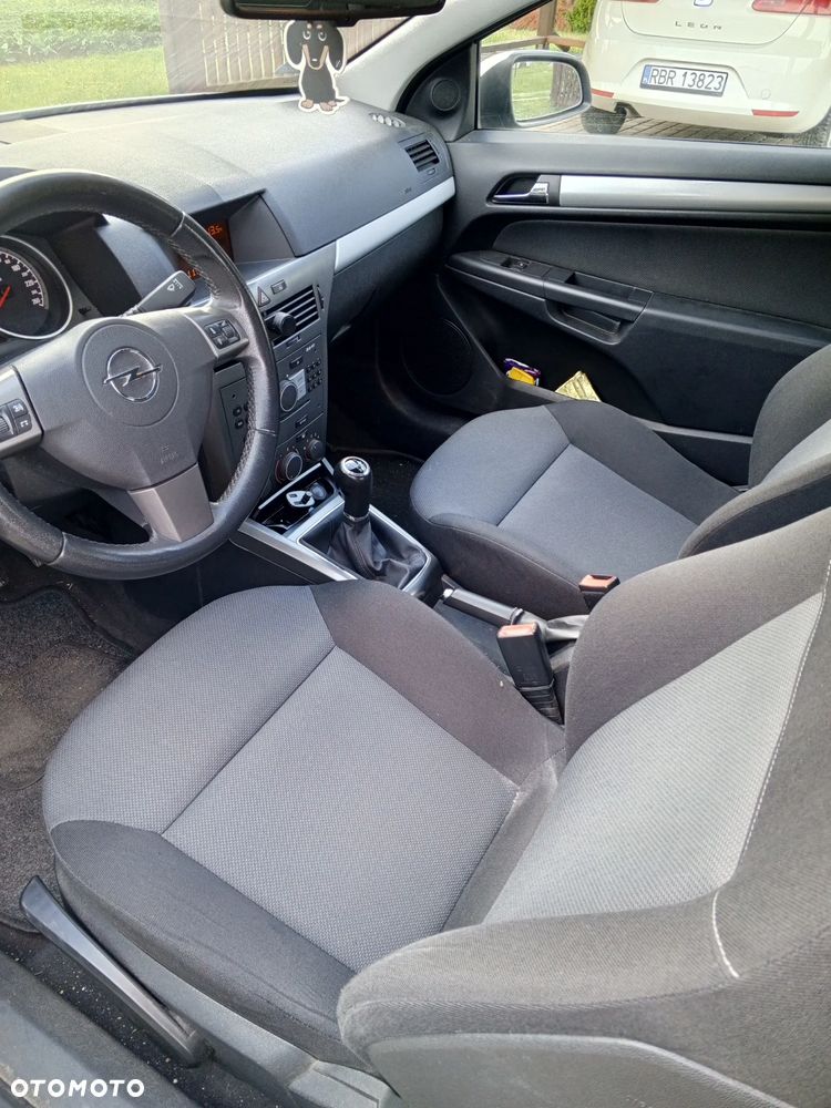 Opel Astra 1.6 - 8