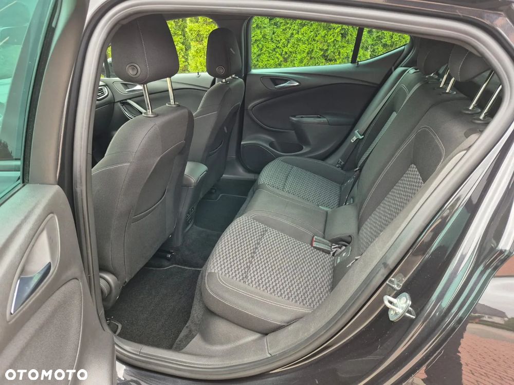 Opel Astra IV Hatchback 12-16 - 16