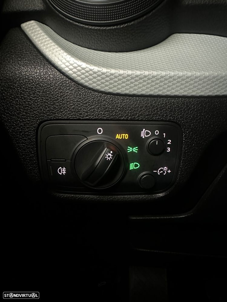 Audi Q2 30 TFSI Design - 21