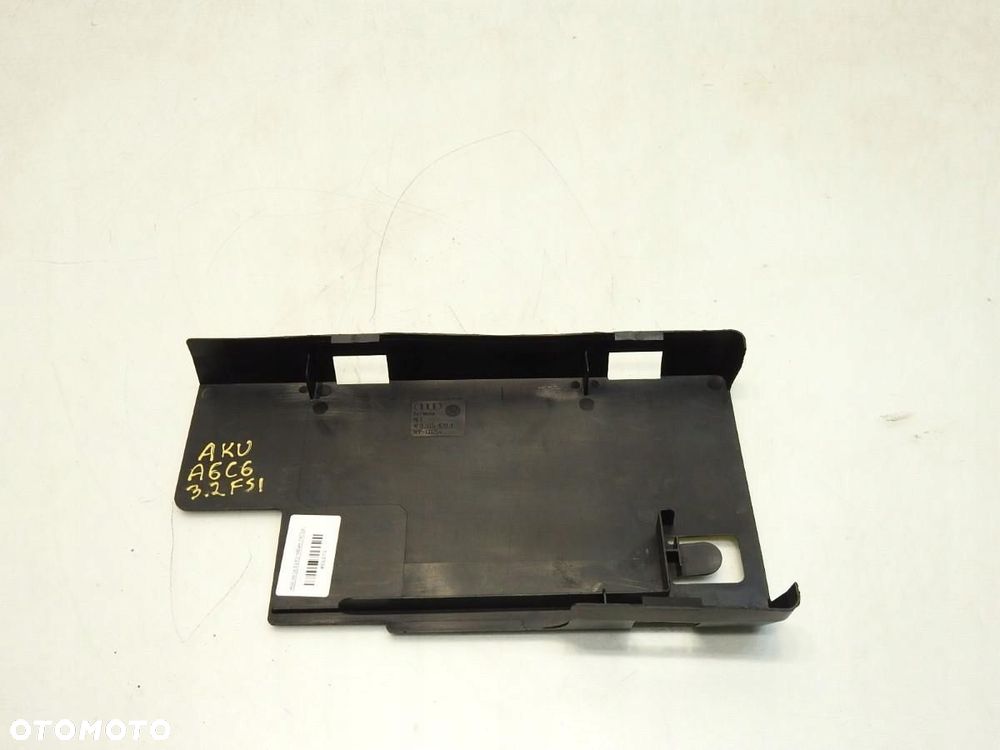 POKRYWA AKUMULATORA AUDI A6 C6 3.2 FSI 4F0915429A - 3