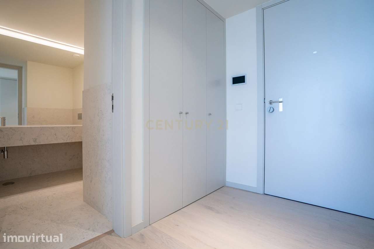Apartamento T4 - Distrikt - Parque das Nações - Vista Frontal Rio - Grande imagem: 2/47