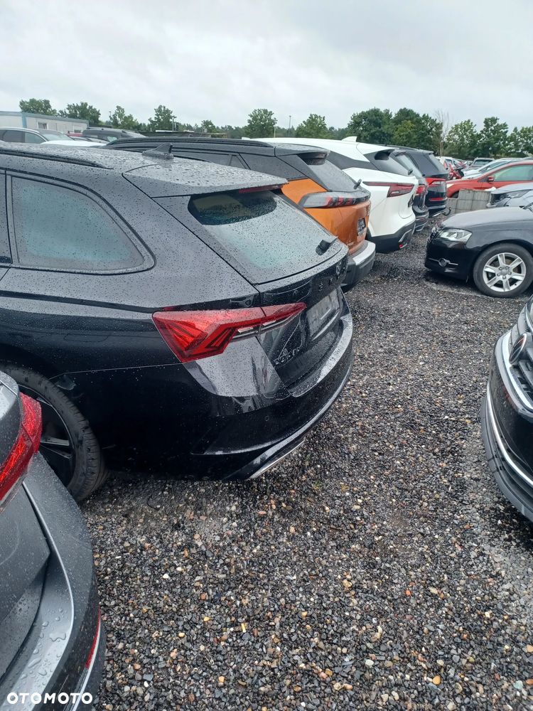 Skoda Octavia 2.0 TSI RS 245 DSG - 10