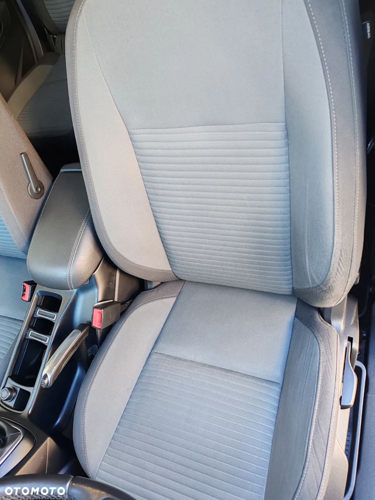 Ford C-MAX 1.5 EcoBoost Start-Stop-System Titanium - 28
