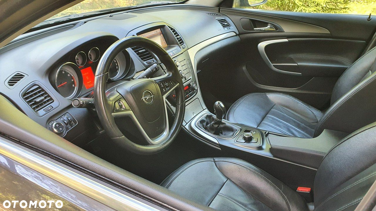 Opel Insignia 1.6 Turbo Sports Tourer - 12