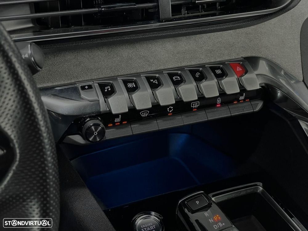 Peugeot 3008 1.6 Hybrid GT Line e-EAT8 - 28