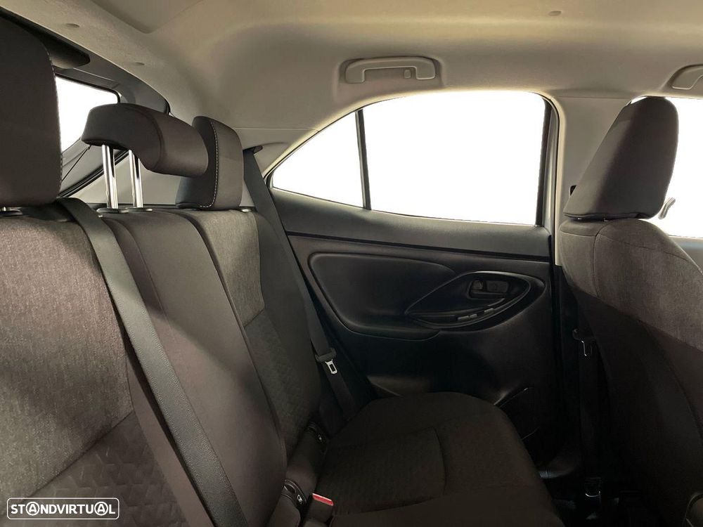 Toyota Yaris Cross 1.5 HDF Comfort Plus - 8