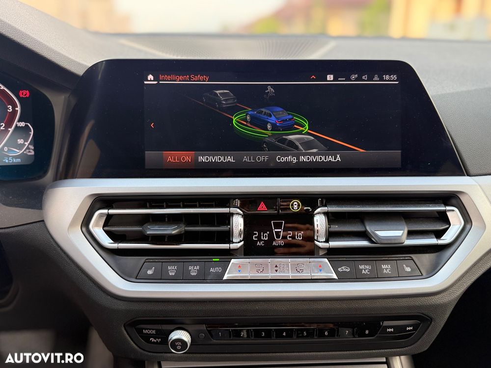 BMW Seria 3 330e Aut. Advantage - 24