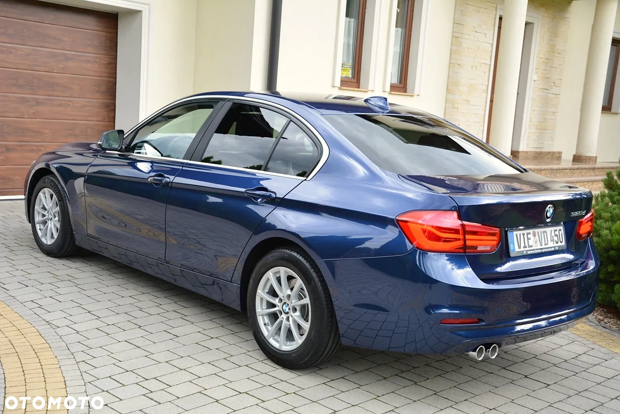 BMW Seria 3 320d - 3