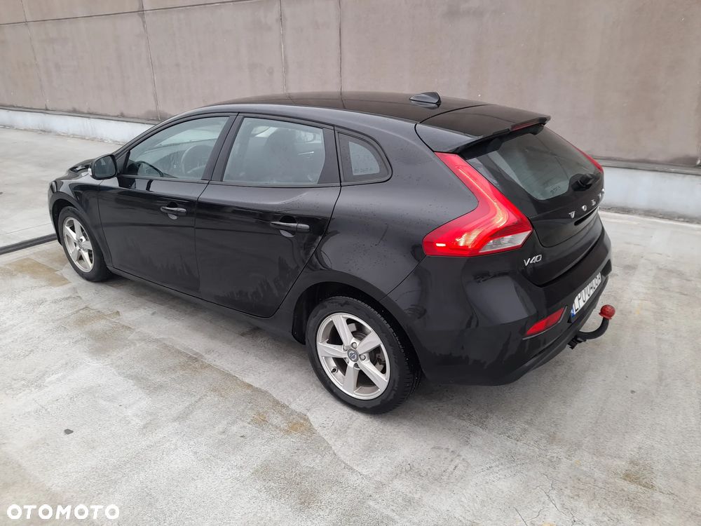Volvo V40 - 4