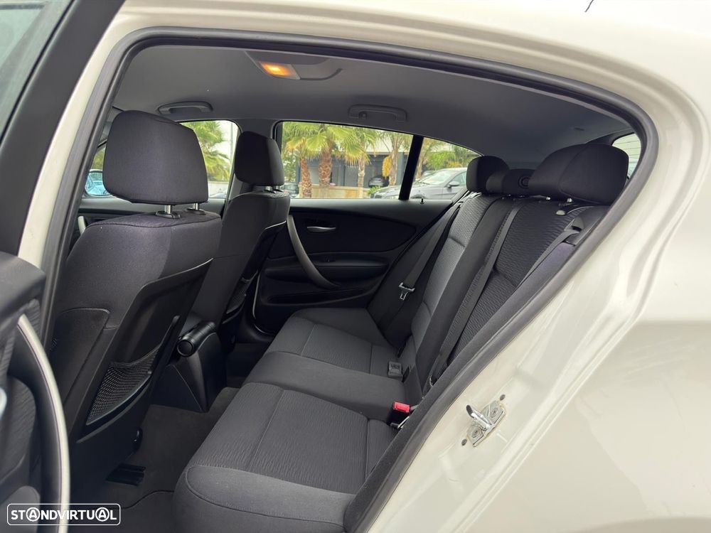BMW 118 d - 16