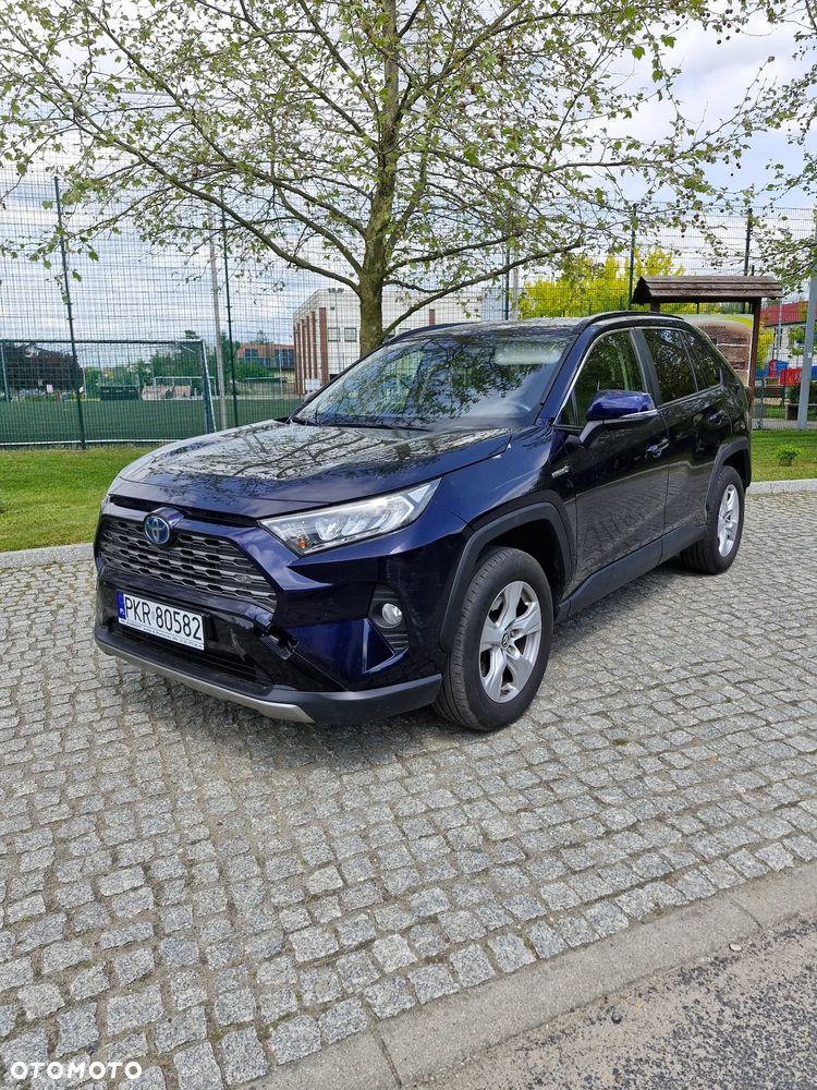 Toyota RAV4 - 1