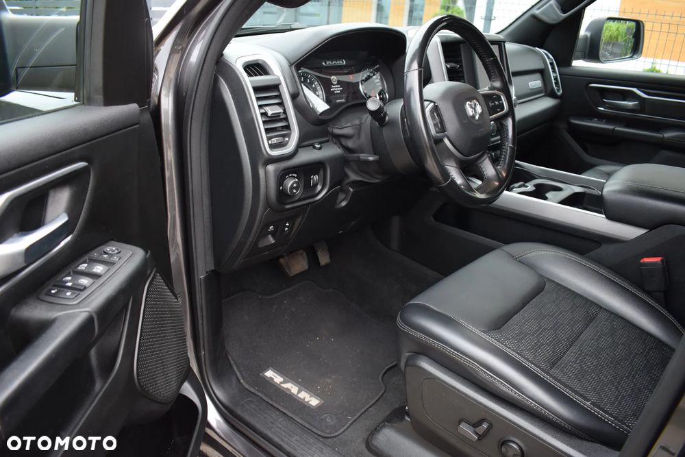 RAM 1500 Quad Cab Longbed Bighorn - 12