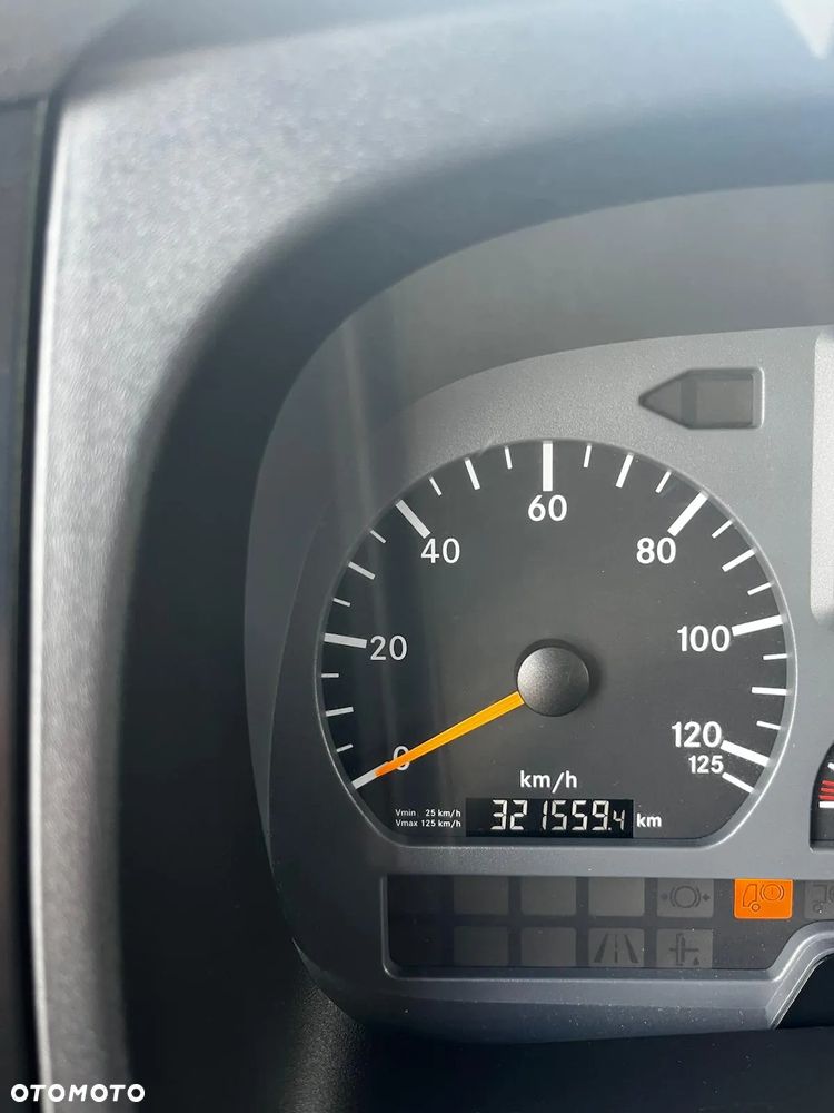 Mercedes-Benz AXOR - 10