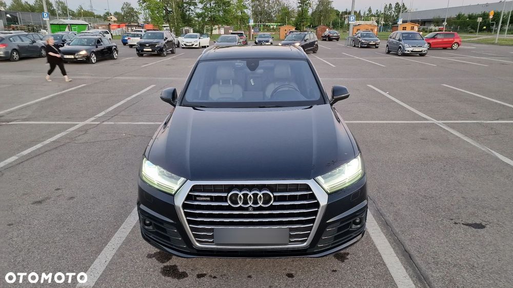 Audi Q7 - 9