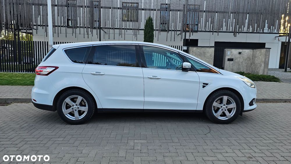 Ford S-Max 2.0 TDCi Titanium PowerShift - 1