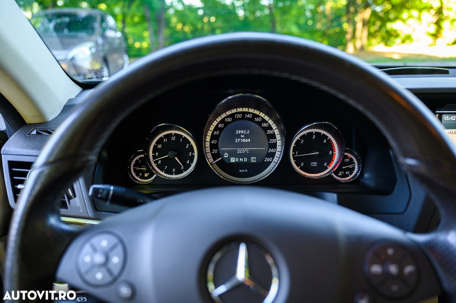 Mercedes-Benz E - 20