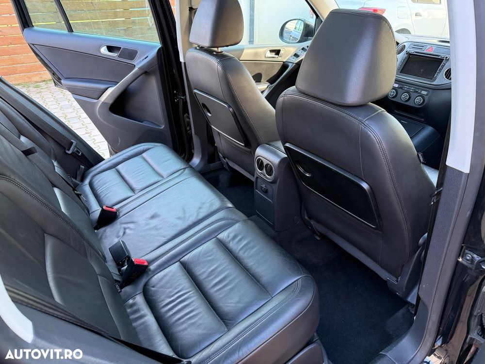 Volkswagen Tiguan - 2