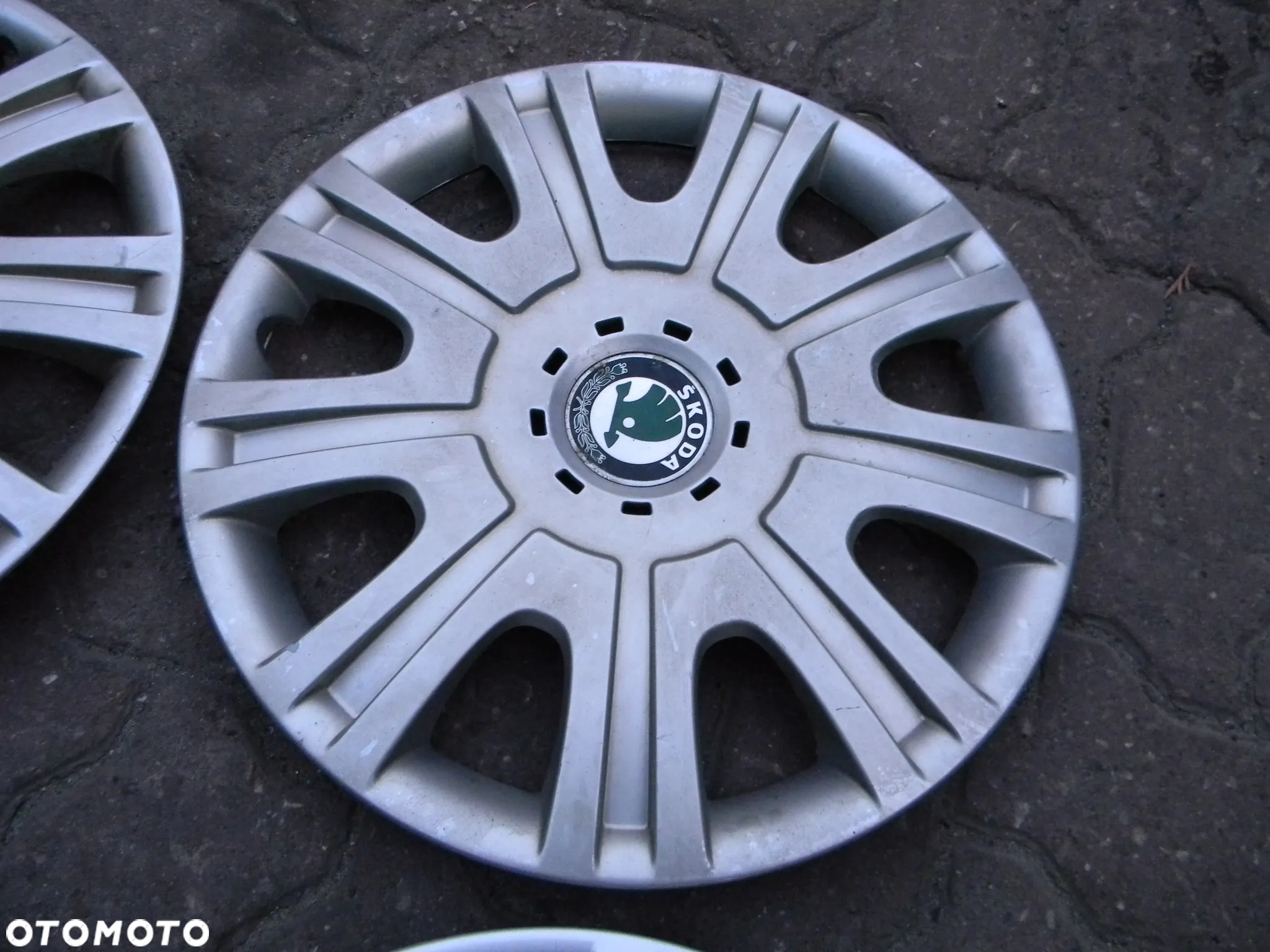 kołpaki 4szt 15" SKODA OCTAVIA FABIA ROOMSTER YETI - 4