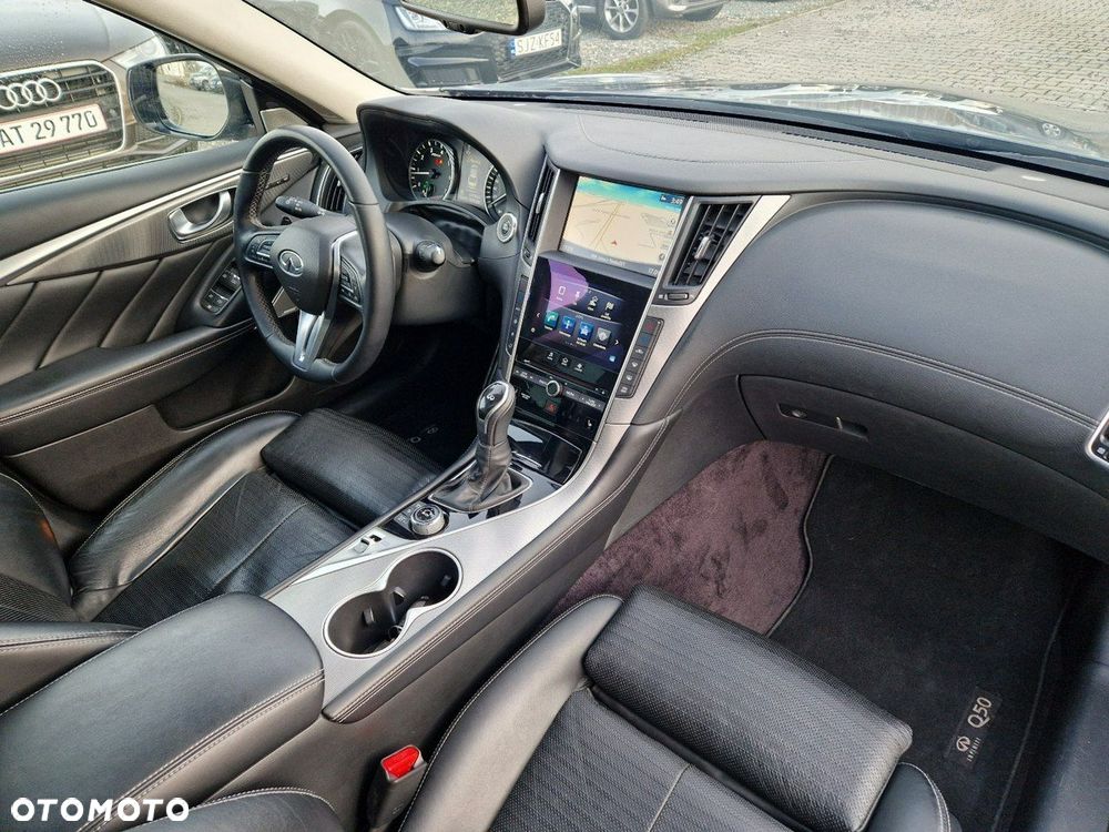 Infiniti Q50 - 8