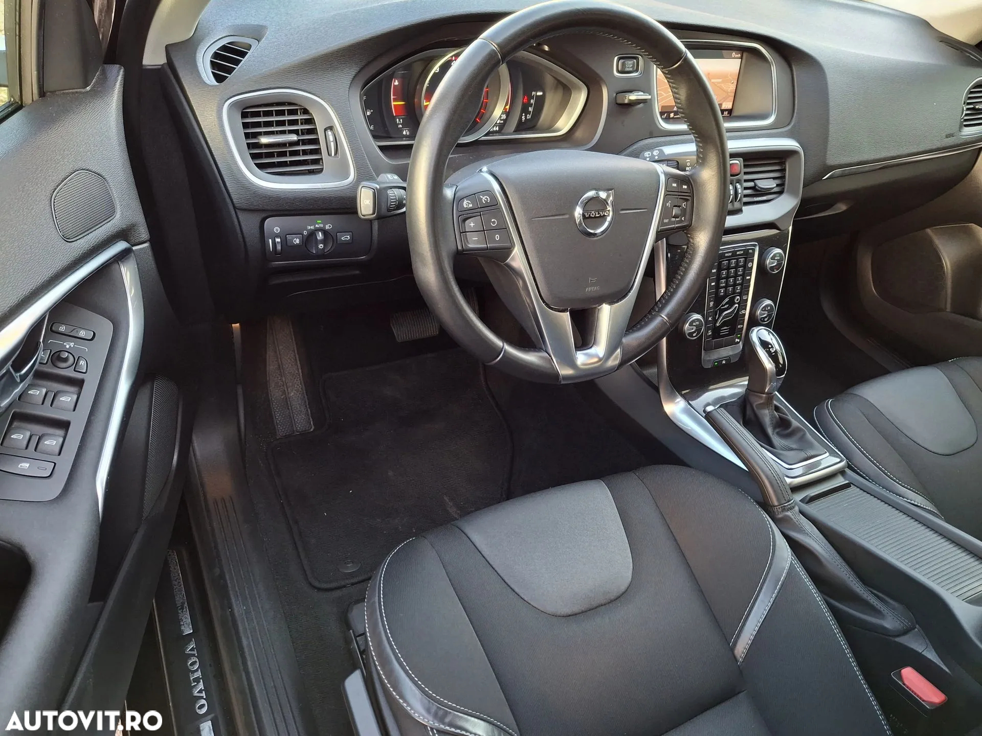 Volvo V40 - 12