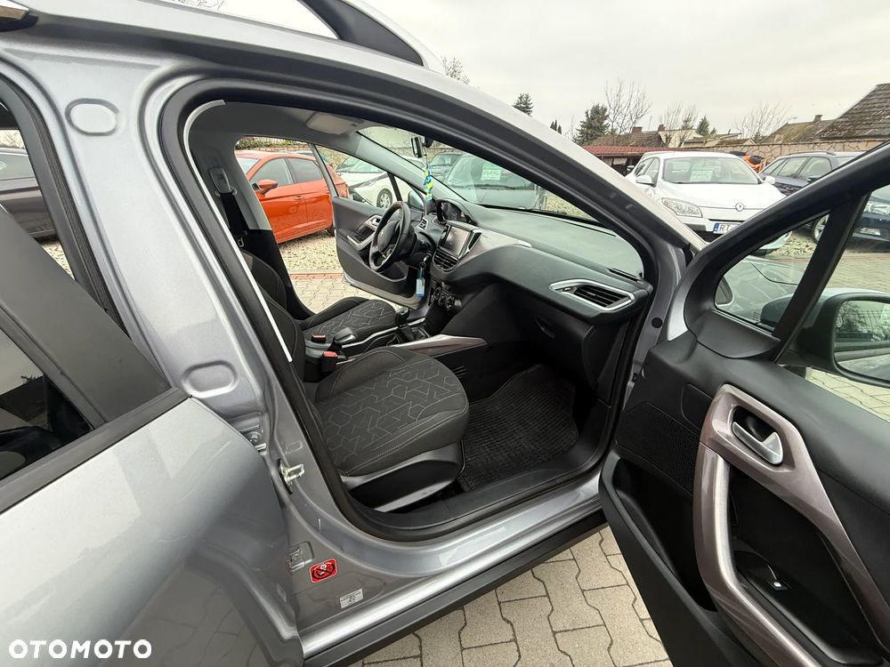 Peugeot 2008 e-HDi FAP 92 STOP & START Active - 22