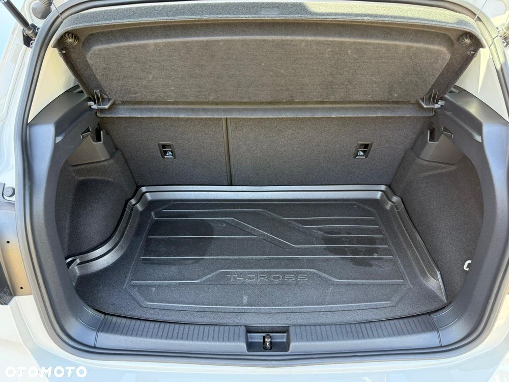 Volkswagen T-Cross 1.0 TSI Style - 24