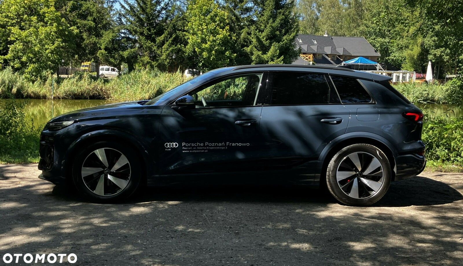 Audi Q6 e-tron - 7