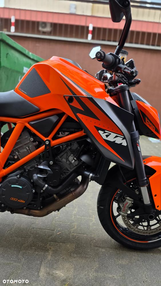 KTM Super Duke - 13