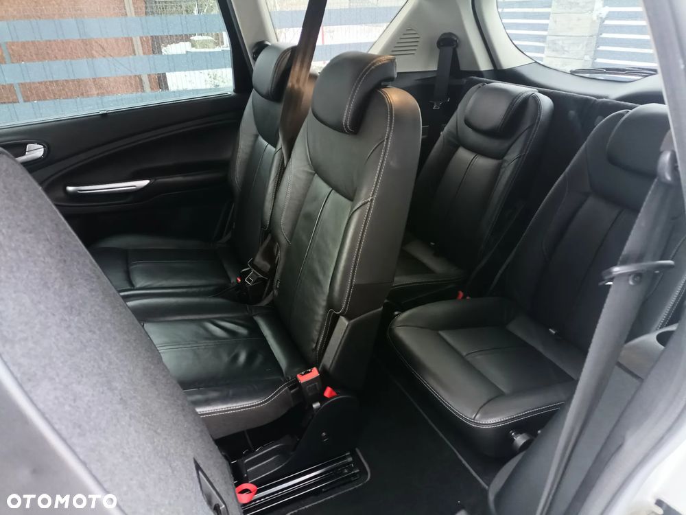 Ford S-Max 2.0 TDCi DPF Titanium - 8