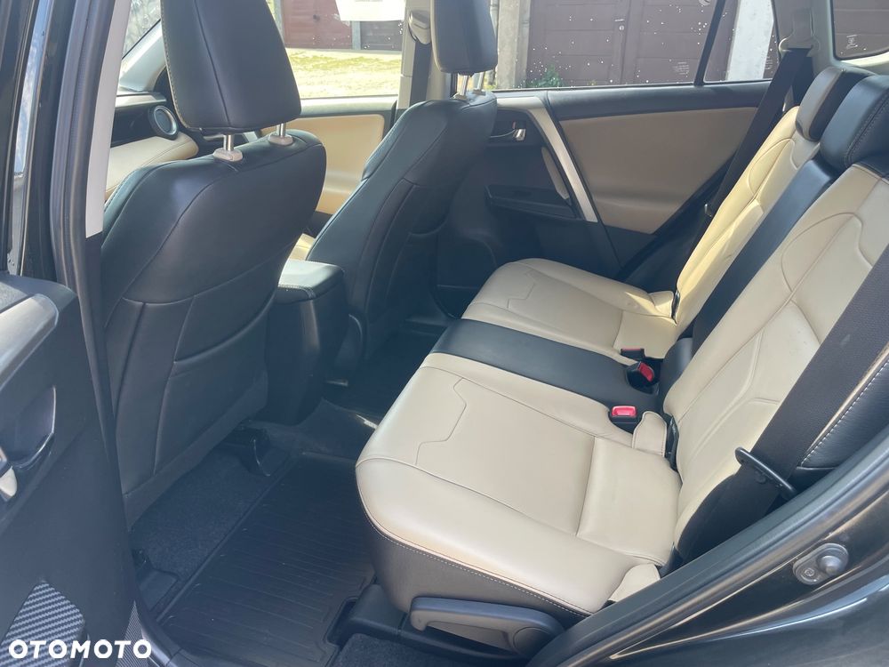 Toyota RAV4 2.0 D-4D Prestige - 3