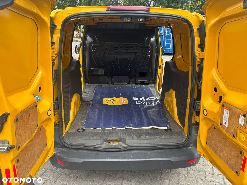 Ford transit connect - 5