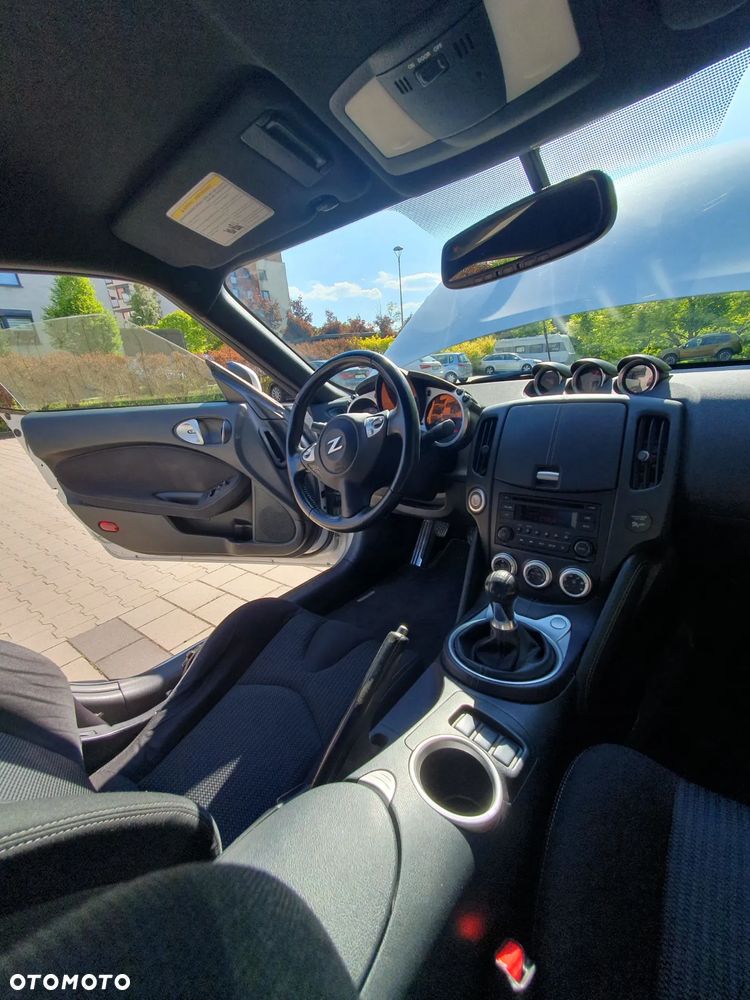 Nissan 370 Z 3.7 V6 Premium - 9