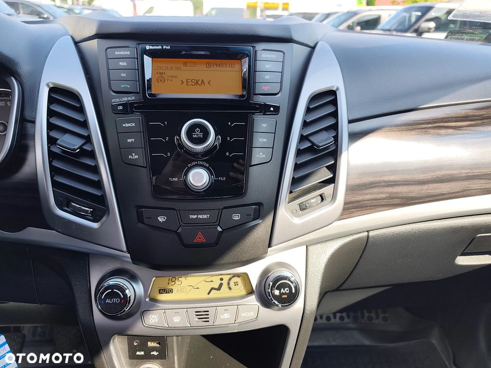 SsangYong/KGM Korando 2.0 e-XDi Quartz - 17