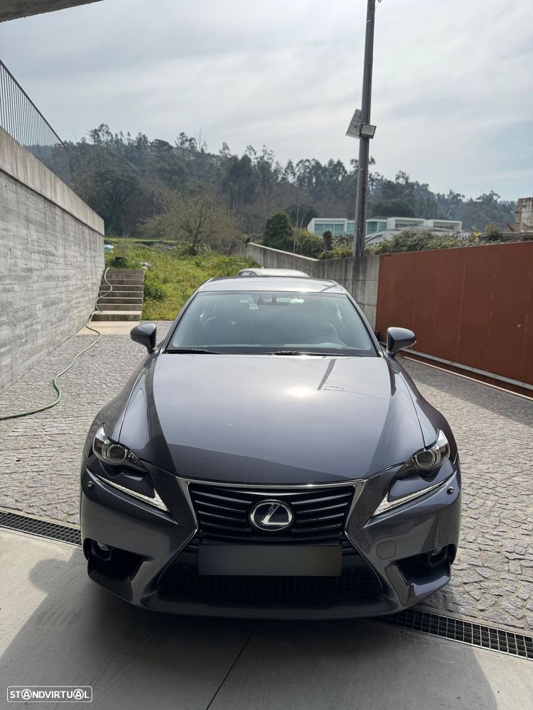 Lexus IS 300H Executive+ - 20