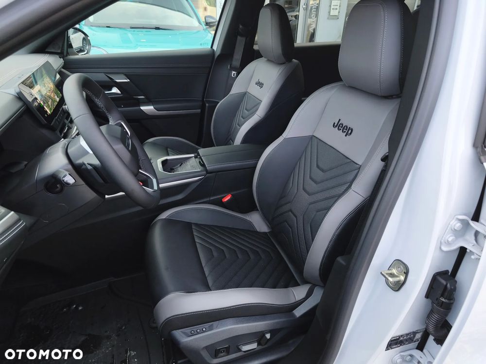 Jeep Compass 1.2 T3 mHEV Summit FWD DCT - 12