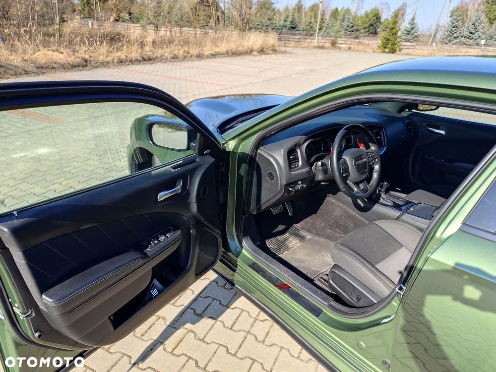 Dodge Charger 5.7 R/T - 20