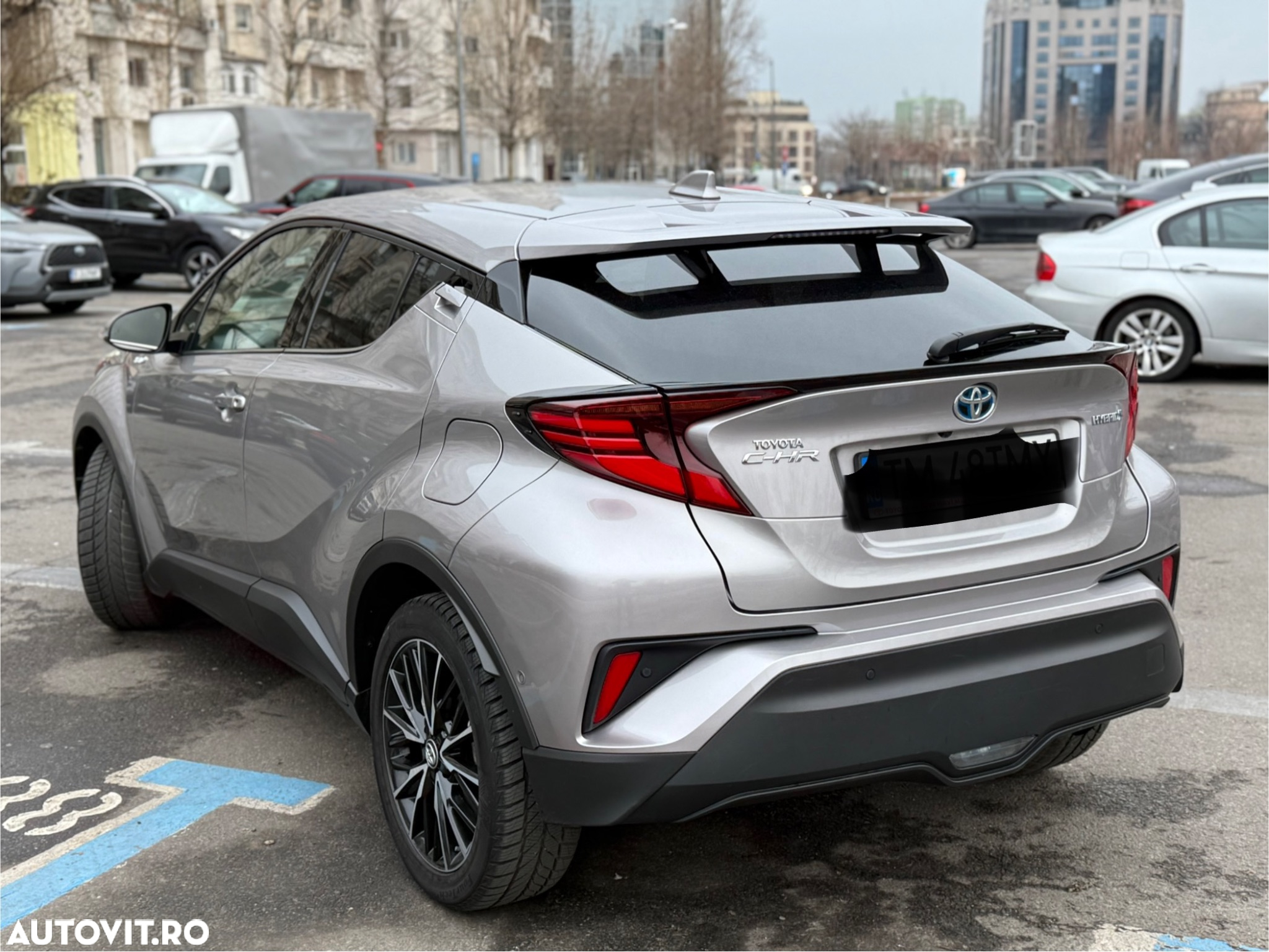 Toyota C-HR 1.8 HSD 122 CP 4x2 CVT C-lassy - 4