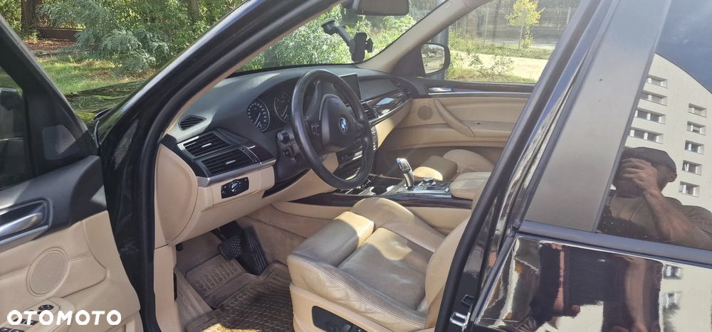 BMW X5 3.0sd xDrive - 9