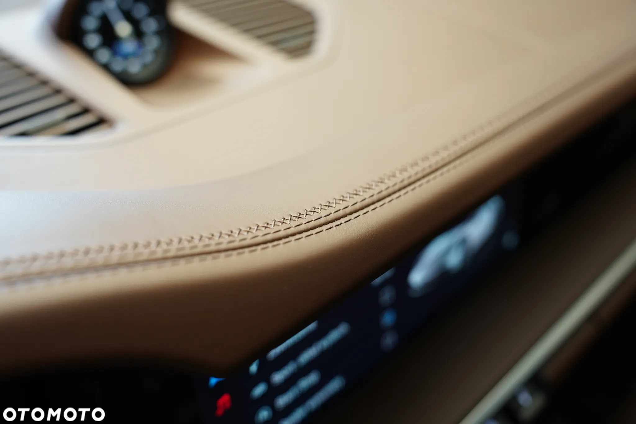 Porsche 911 Carrera Cabrio - 35