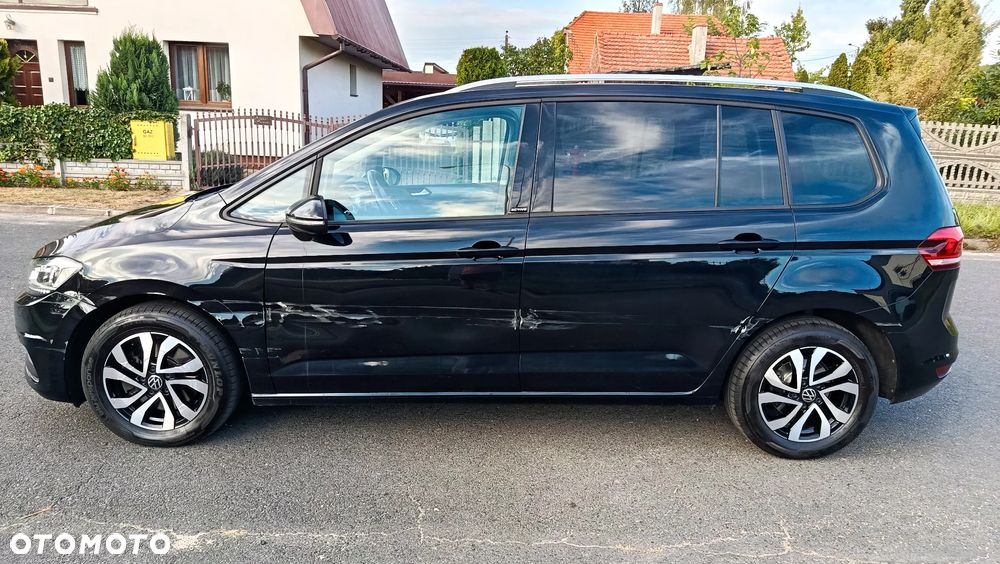 Volkswagen Touran 2.0 TDI SCR DSG ACTIVE - 32