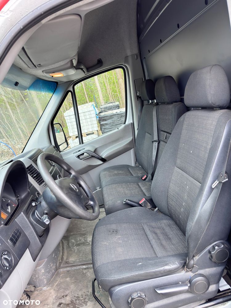 Mercedes-Benz Sprinter - 8