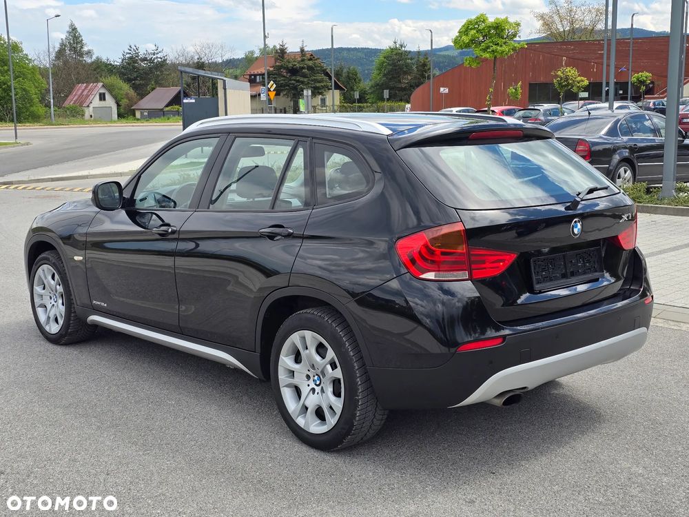 BMW X1 xDrive18d xLine - 3
