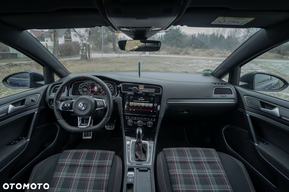 Volkswagen Golf 2.0 TSI BMT GTI Performance DSG - 10