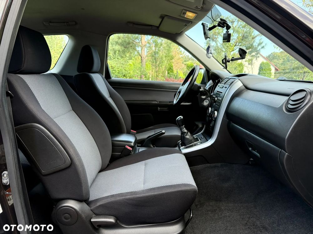 Suzuki Grand Vitara 1.6 - 33