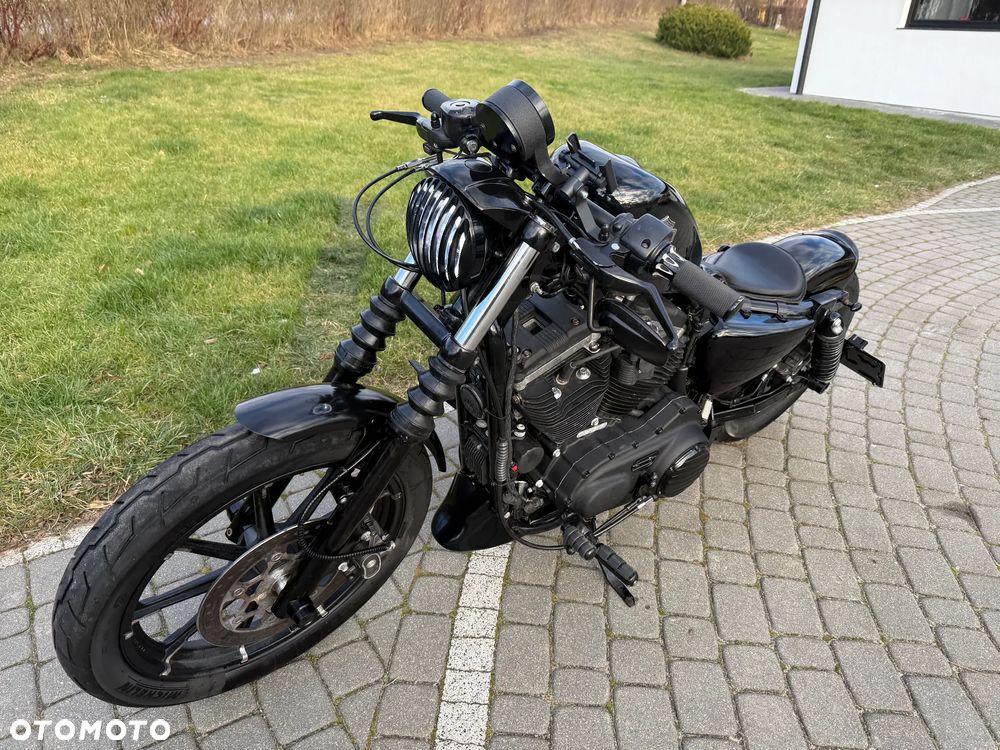 Harley-Davidson Sportster Iron 883 - 14