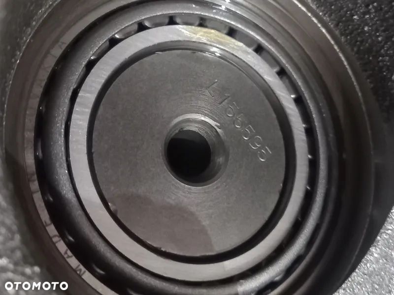 Elementy obudowa tylnego WOM PTO L153497 John Deere 6620 - 12