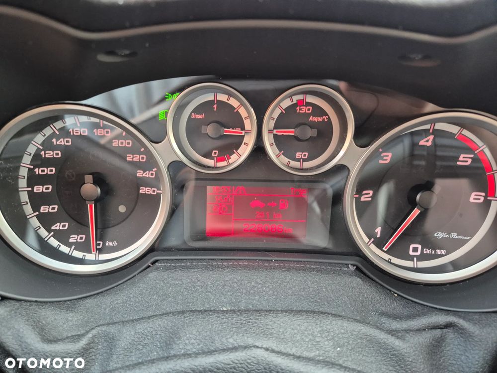 Alfa Romeo Mito - 5